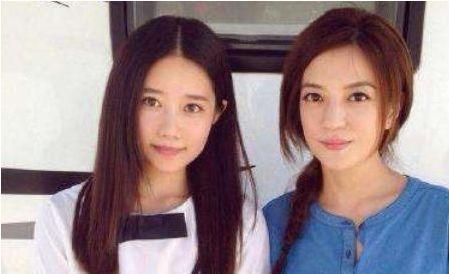 牛欣欣和明星合照