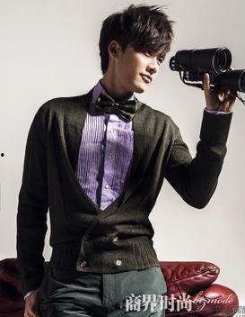 李易峰照片爆料视频大全,明星私生活全记录