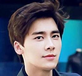 最爱作秀的明星,揭秘最爱作秀明星的幕后故事